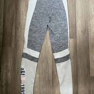 Abercrombie leggings